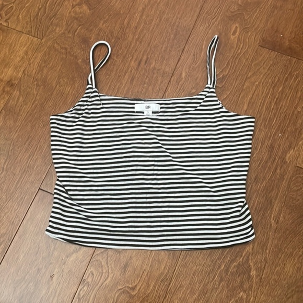 striped crop top size small barely worn